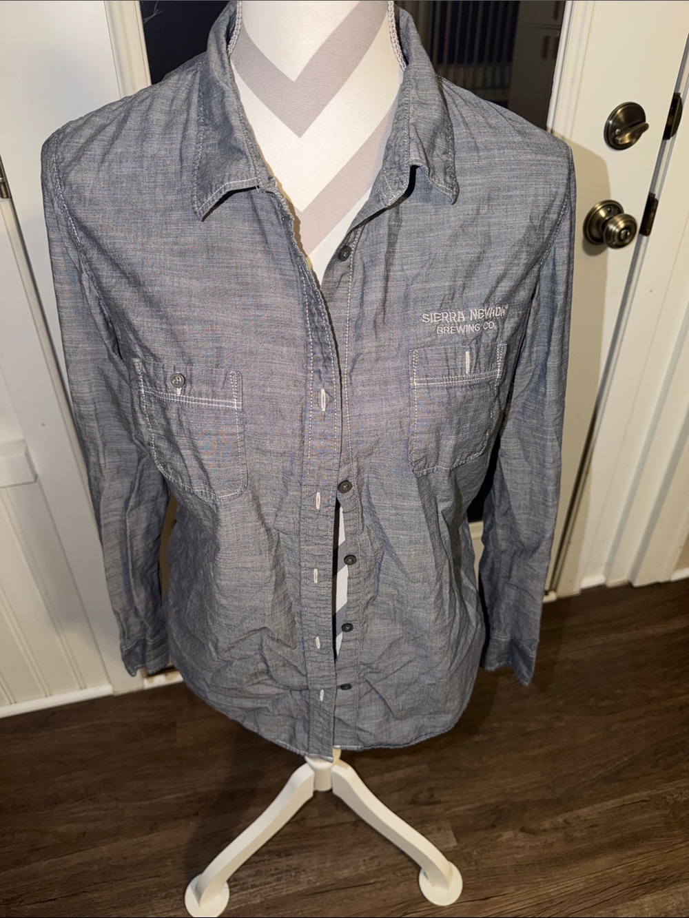 Uniqlo Grey Chambray Button-Up Jacket